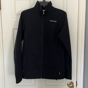Women’s Columbia Omni-Shield fall jacket. Like new.